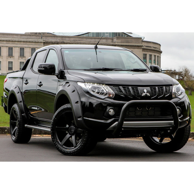 Mitsubishi Triton MQ 2015-2018 Kut Snake Flares